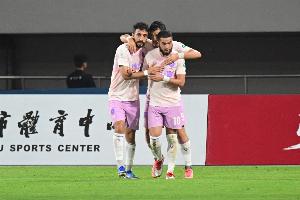 陕西联合代理主教练贾瓦德表示：上半场球队表现极佳，最终我们做得更为出色