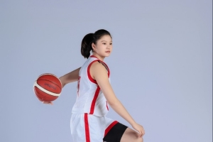 惨烈！中国U17女篮上半场三分球19投仅命中1球，命中率低至5.3%