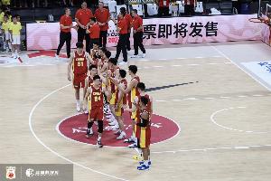 媒体人:中国男足无缘世界杯,中国男篮还能进军世界杯吗?