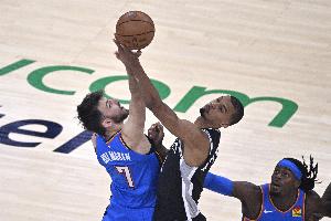 解析:全能中锋仍为NBA顶级防守核心