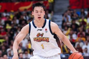 直播吧：四川男篮向景菡一提供长期高薪合同，球员接受此合同