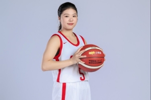孙璇三分命中率低，外线表现不佳！仅得4分4板，10次助攻领跑全场
