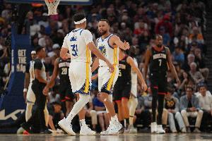 赛斯·库里谈NBA：角色球员需赢得球星好感，父亲深懂此理