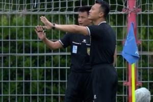 上海赛90分钟更达扳平进球遭吹，李海新改判有效