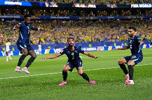库尼亚世界杯首秀独中两元，巴西近四届仅内马尔和里沙利松曾实现