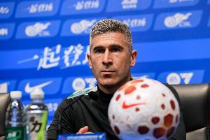 博主：中青赛国安U20队与泰山U20队战成1-1，蒙哥马利现场观战