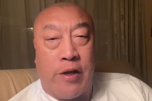 马健指出：当前湖人队正按照东契奇的要求构建阵容，他们正效仿当年的独行侠