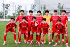 狂飙！吕孟洋拼尽全力，上海U17点球大战憾负阿森纳U17
