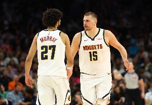 卡约：NBA防守难题：高位挡拆与约基奇穆雷的默契配合