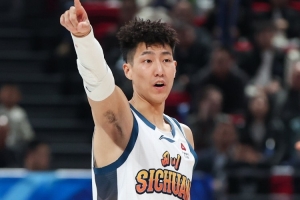 南京同曦将和李玮灏签订3年C类合同