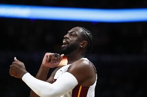 韦德表示：生涯前五年堪称名人堂水准，当时我志在成为GOAT！