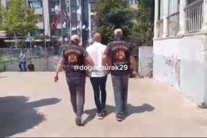 攻防转换解析：穆西亚拉如何凭借敏锐洞察锁定胜局